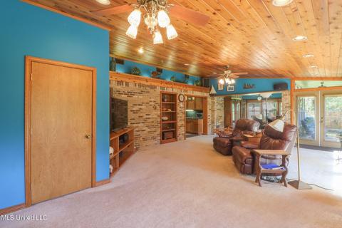 112 S Wright Ave, Long Beach, MS 39560 photo 15