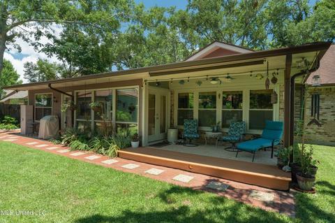 112 S Wright Ave, Long Beach, MS 39560 photo 4