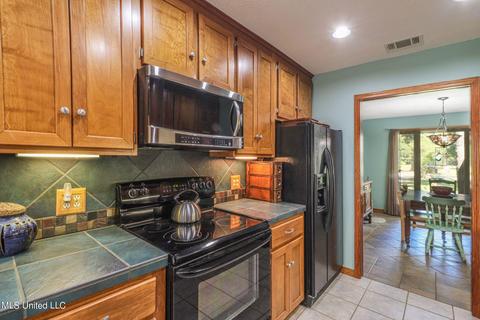 112 S Wright Ave, Long Beach, MS 39560 photo 18