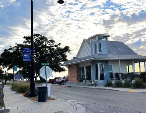 254 E Second St, Pass Christian, MS 39571 photo 25