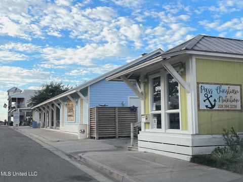 254 E Second St, Pass Christian, MS 39571 photo 23