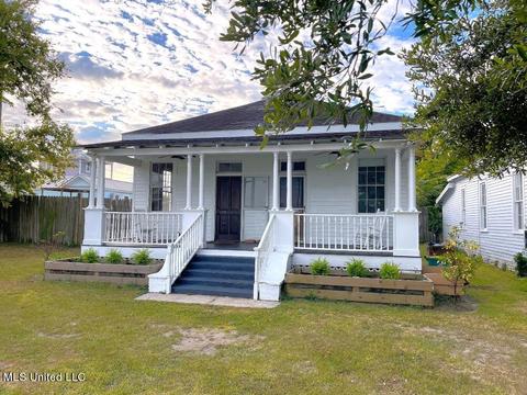254 E Second St, Pass Christian, MS 39571 photo 3