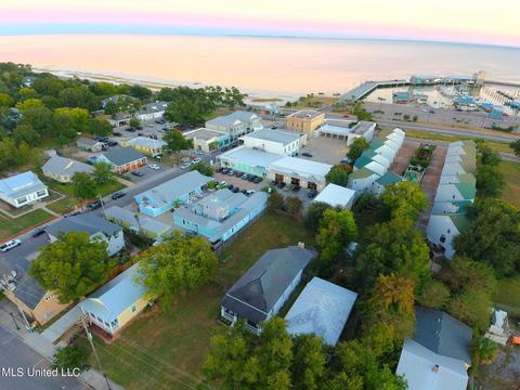 254 E Second St, Pass Christian, MS 39571 photo 18