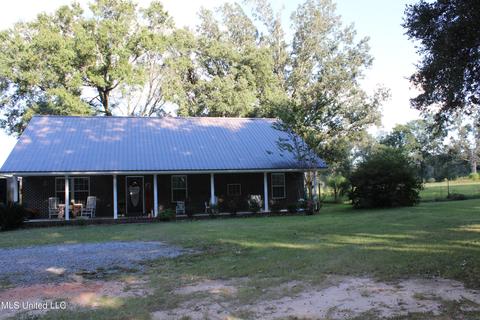 1180 Henry Cochran Rd, Lucedale, MS 39452 photo 4