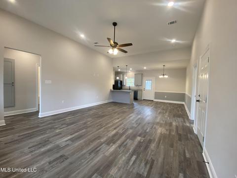 7 Colony Rd, Mchenry, MS 39561 photo 2