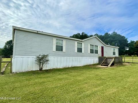 2399 Green Gable Rd, Terry, MS 39170 photo 1