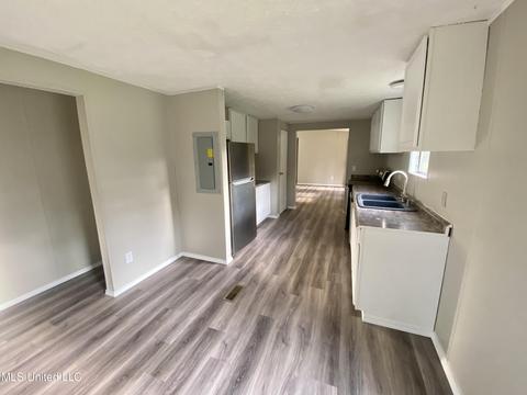 36 Pine Trl, Perkinston, MS 39573 photo 9