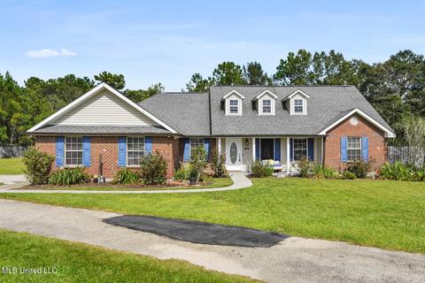 108 Apache Dr, Picayune, MS 39466 photo 1
