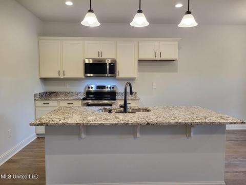 18251 Commission Rd, Long Beach, MS 39560 photo 3