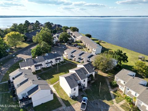 1041 Windrose Dr, Brandon, MS 39047 photo 1