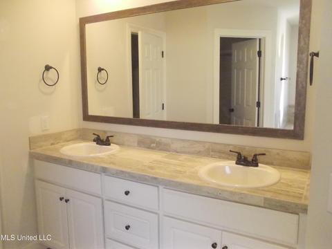 121 Rotherfield Pl, Canton, MS 39046 photo 7