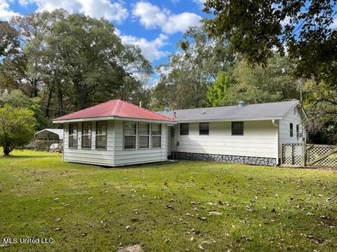 9735 Clifton Rd, Forest, MS 39074 photo 2