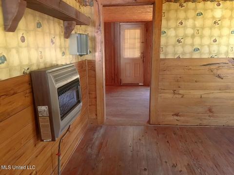 102 Harvison Dr, Lucedale, MS 39452 photo 2
