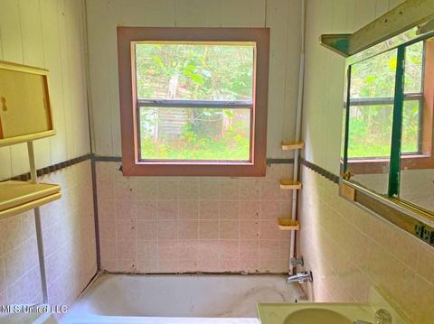1509 E First St, Vicksburg, MS 39183 photo 11