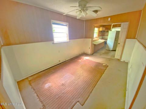1509 E First St, Vicksburg, MS 39183 photo 2