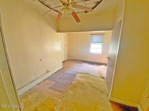 1509 E First St, Vicksburg, MS 39183 photo 4