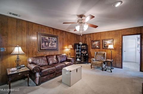 1911 Lake Trace Dr, Jackson, MS 39211 photo 11
