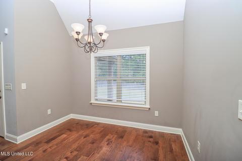 423 Julee Cir, Brandon, MS 39042 photo 9