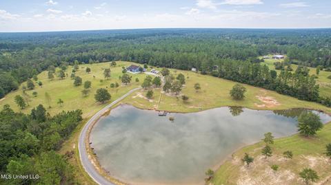250 Ccc Rd, Perkinston, MS 39573 photo 2