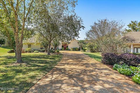 404 Ruby Cv, Madison, MS 39110 photo 2
