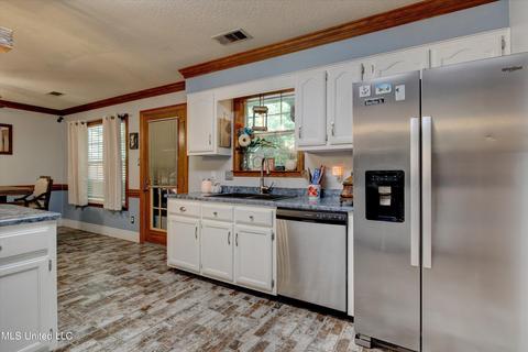 4848 Huron Rd, Nesbit, MS 38651 photo 10