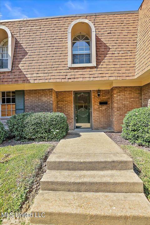 5155 Wayneland Dr #E3, Jackson, MS 39211 photo 2