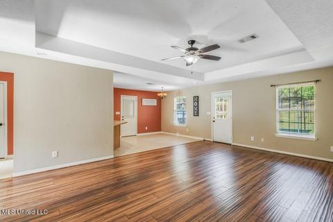 10 Tall Pine Dr, Wiggins, MS 39577 photo 9