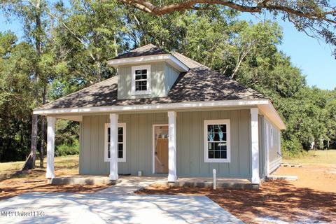 197 Ridge Ln, Lucedale, MS 39452 photo 1