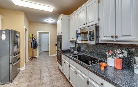 11 Autumn Cv, Jackson, MS 39206 photo 10