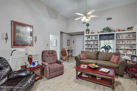 110 Lowe Cir, Clinton, MS 39056 photo 6