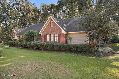 110 Lowe Cir, Clinton, MS 39056 photo 2