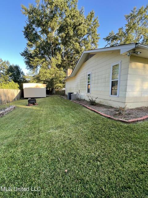 1272 Winnrose Street St, Jackson, MS 39211 photo 29
