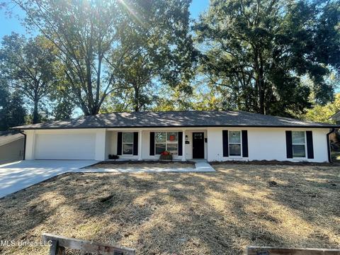 4759 Norway Dr, Jackson, MS 39206 photo 1