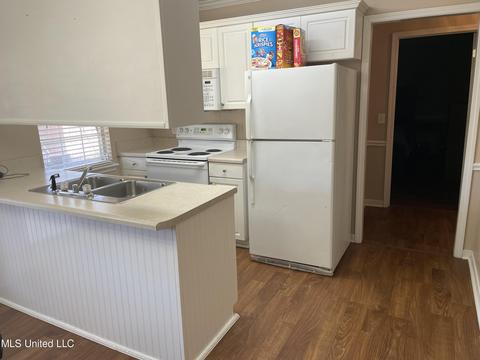 707 Olive Branch Cove Cv, Byram, MS 39272 photo 6