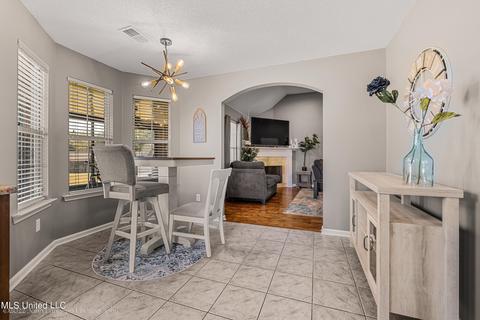 2724 Guernesey Cv, Nesbit, MS 38651 photo 9