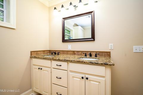 1044 Buckley Dr, Jackson, MS 39206 photo 30