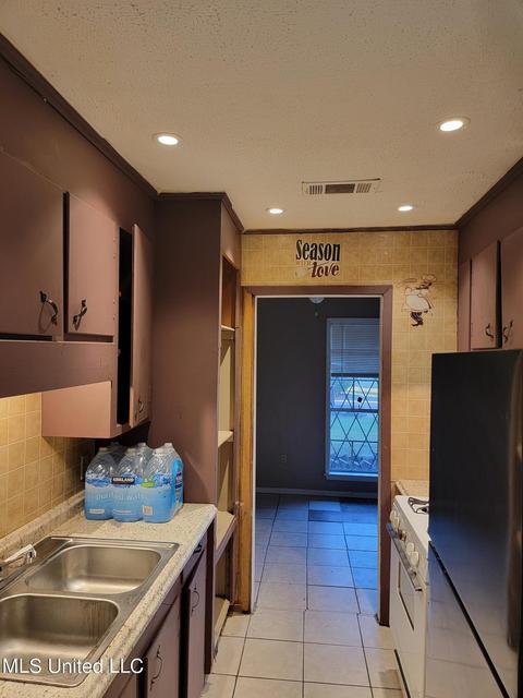 6448 Lyndon B Johnson Dr, Jackson, MS 39213 photo 3