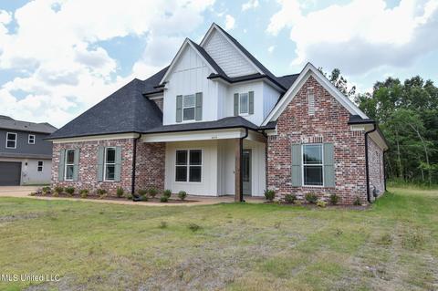 4039 Bakersfield Dr, Nesbit, MS 38651 photo 4