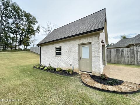 1536 Winningham Dr, Nesbit, MS 38651 photo 4