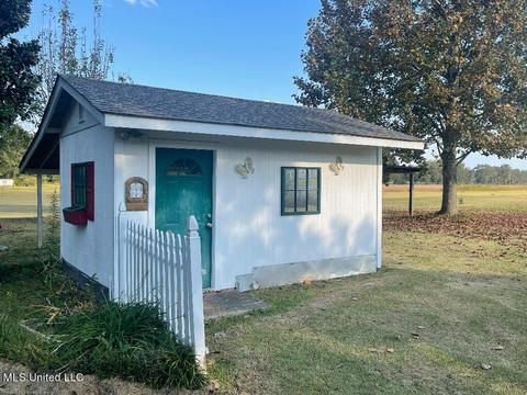 266 W Fire Department Rd, Lucedale, MS 39452 photo 4
