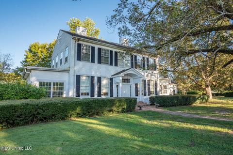 1661 Allison Hardy Rd, Columbus, MS 39701