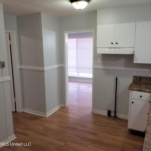 3046 Woodside Dr, Jackson, MS 39212 photo 5