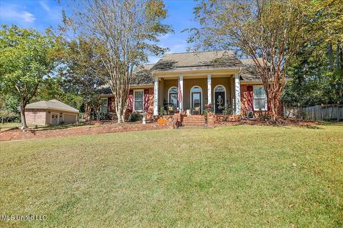 1307 Greentree Ct, Brandon, MS 39042 photo 1