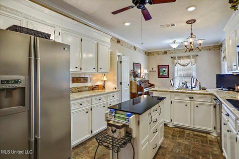 1307 Greentree Ct, Brandon, MS 39042 photo 11