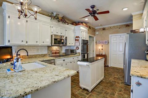 1307 Greentree Ct, Brandon, MS 39042 photo 13