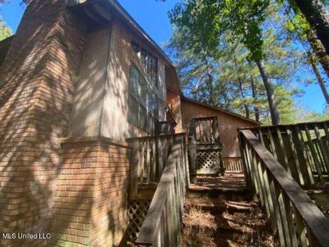 142 Barrett Dr, Braxton, MS 39044 photo 2