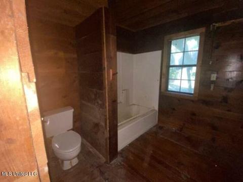 142 Barrett Dr, Braxton, MS 39044 photo 9
