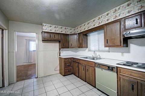 248 Colebrook Ave, Jackson, MS 39209 photo 9
