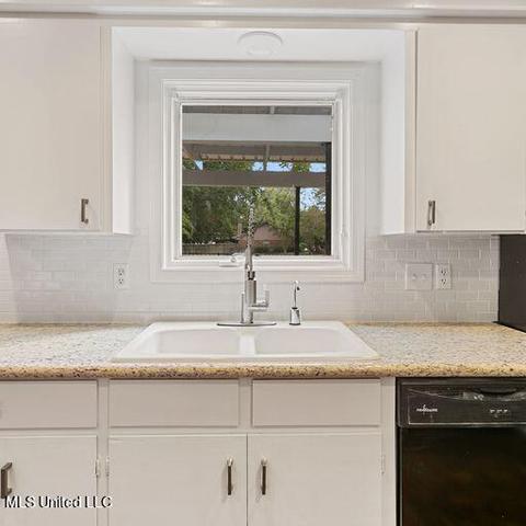 5312 Runnymede Rd, Jackson, MS 39211 photo 12