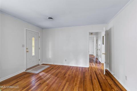 241 Chippewa Cir, Jackson, MS 39211 photo 5